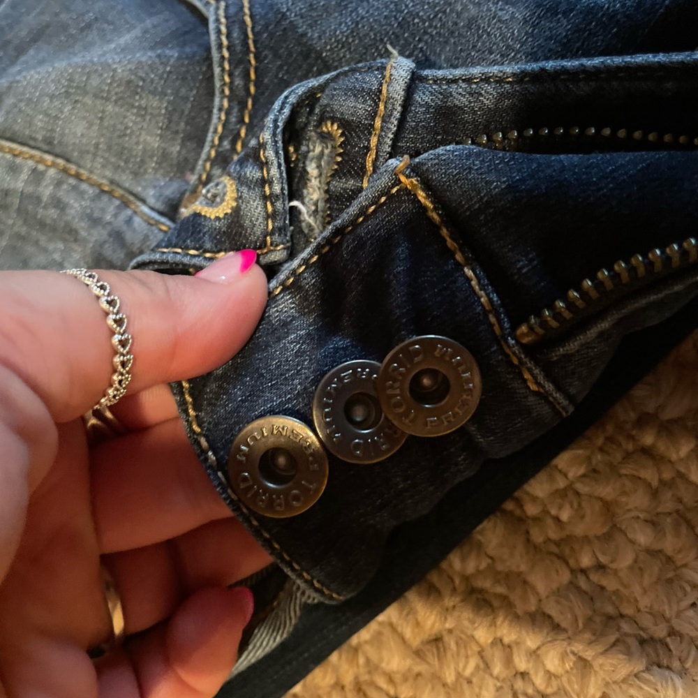 Torrid Jeans - Picture 2 of 5